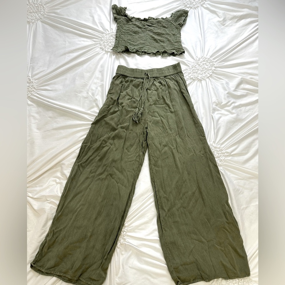 Summer Matching Set (Pant + Crop top)